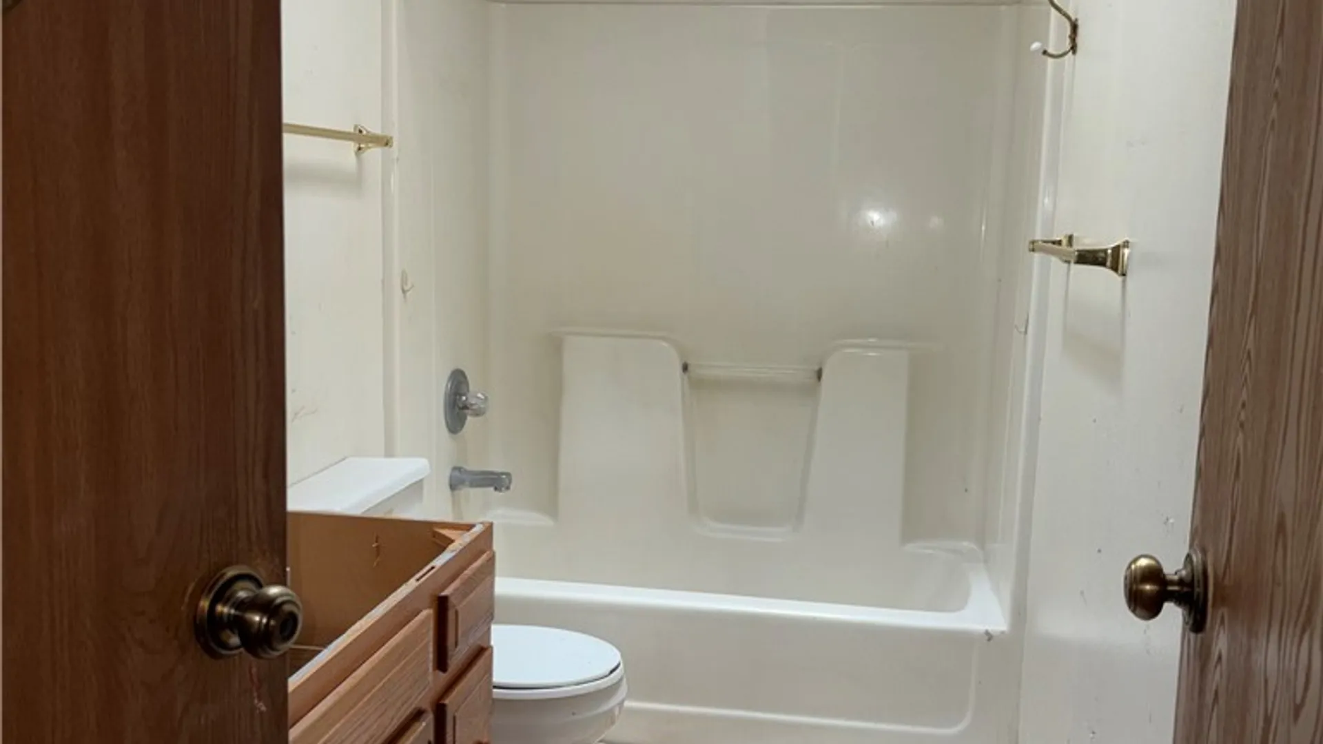 Property at 827 Tallman Street, Syracuse, NY 13204 8