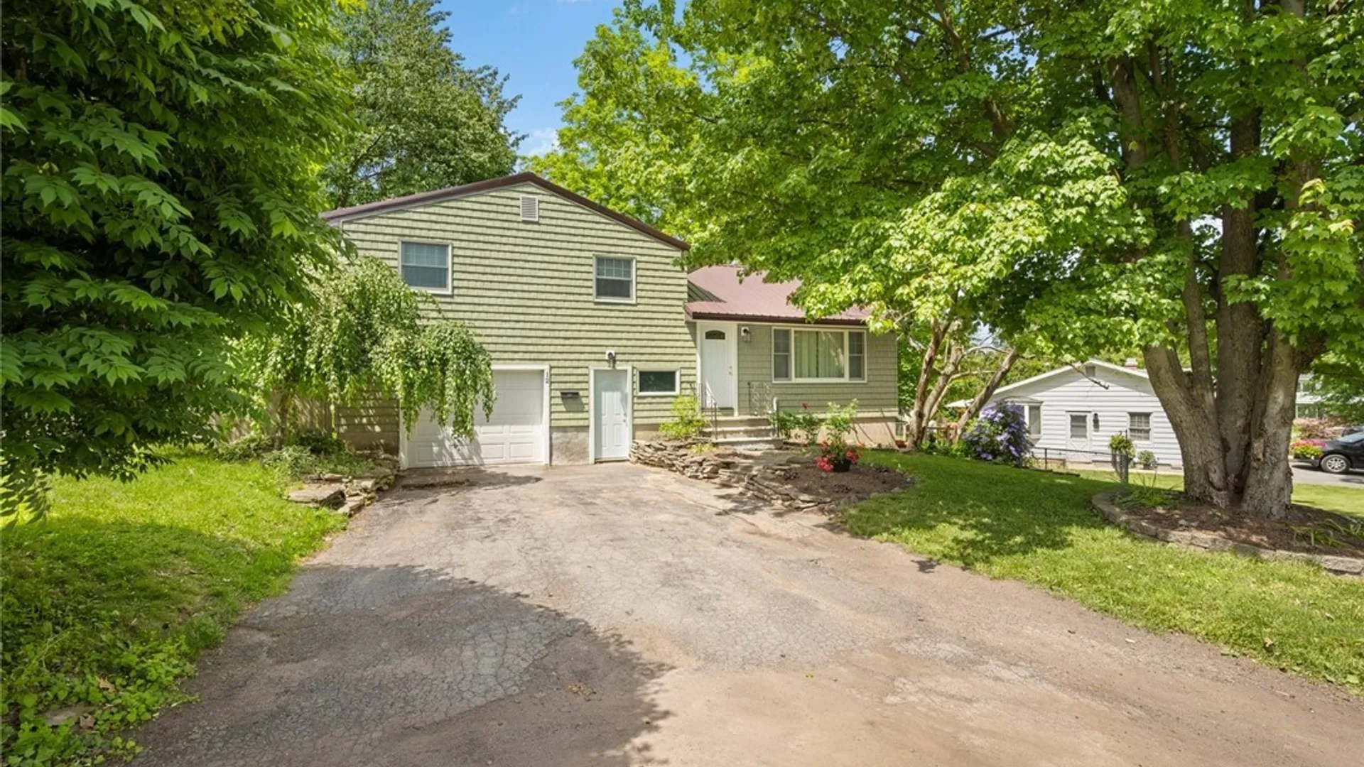Property at 12 Shady Lane, Camillus, NY 13219 8