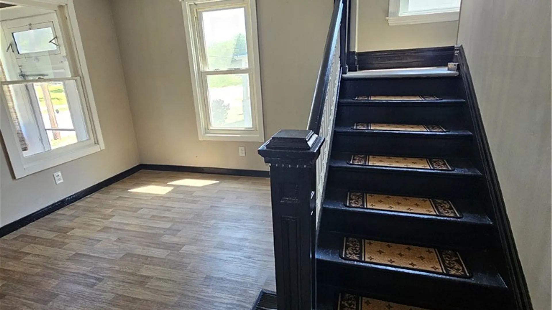 Property at 129 Pearl Street, Batavia City, NY 14020 15