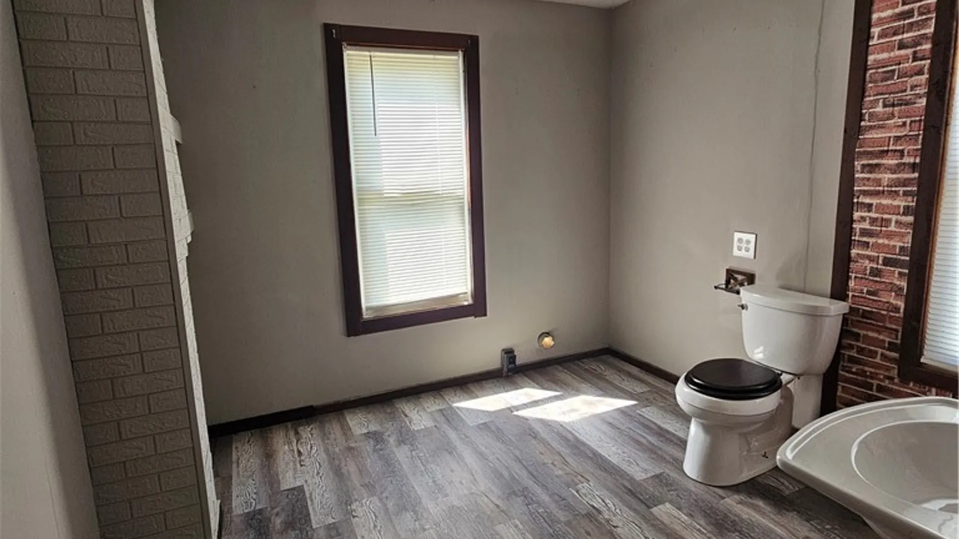 Property at 129 Pearl Street, Batavia City, NY 14020 9