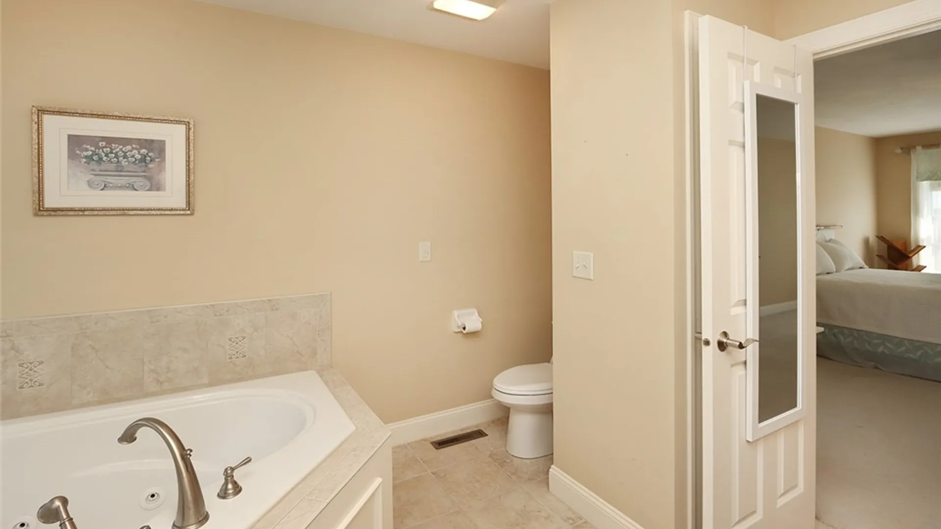 Property at 5031 Yellow Wood Parkway, DeWitt, NY 13078 31
