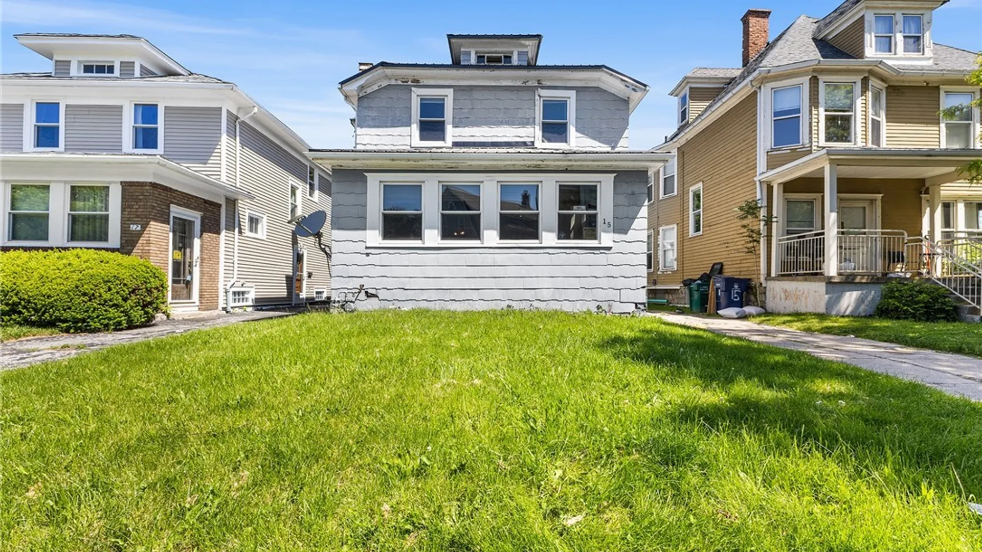 Property at 15 W Northrup Place, Buffalo, NY 14214 2