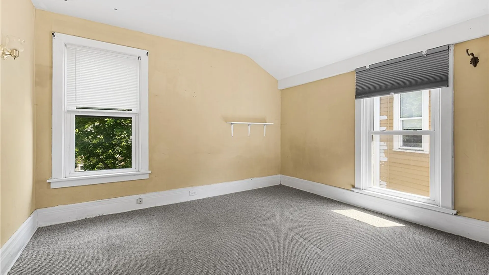 Property at 15 W Northrup Place, Buffalo, NY 14214 28