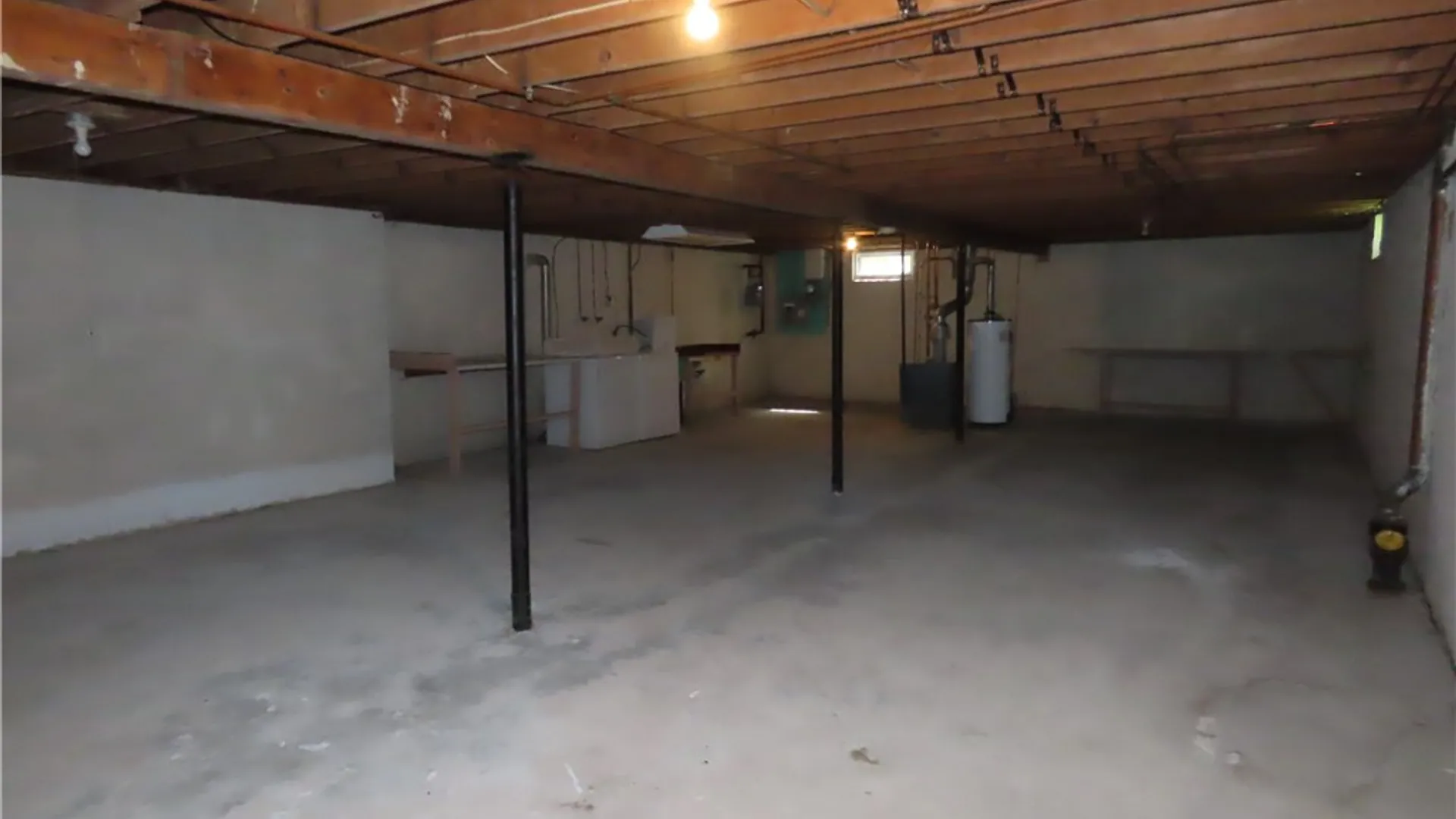 Property at 28 Jarvis Street, Auburn, NY 13021 13