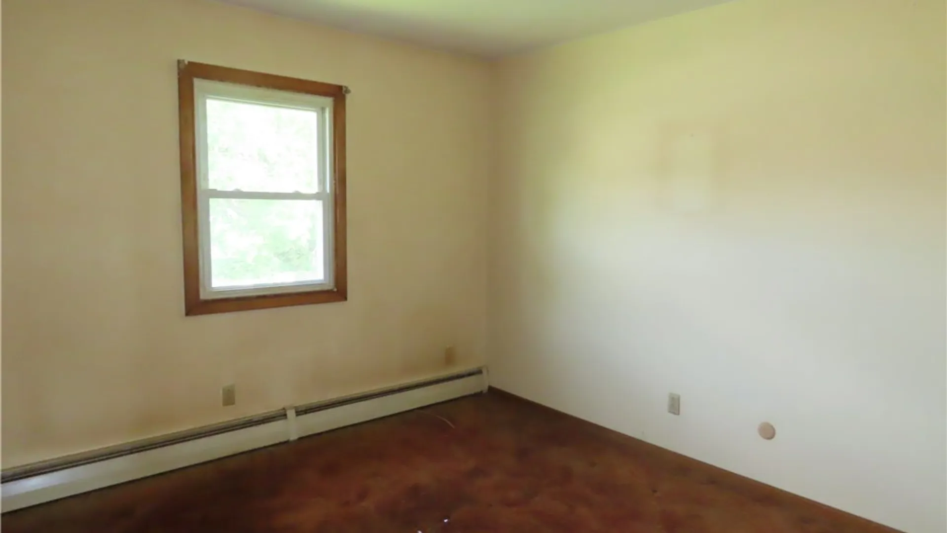 Property at 28 Jarvis Street, Auburn, NY 13021 9