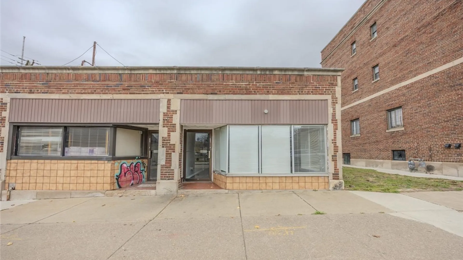 Property at 524 Main Street, Niagara Falls, NY 14301 3