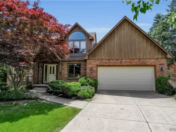 Property at 135 Hunt Club Circle, Amherst, NY 14051