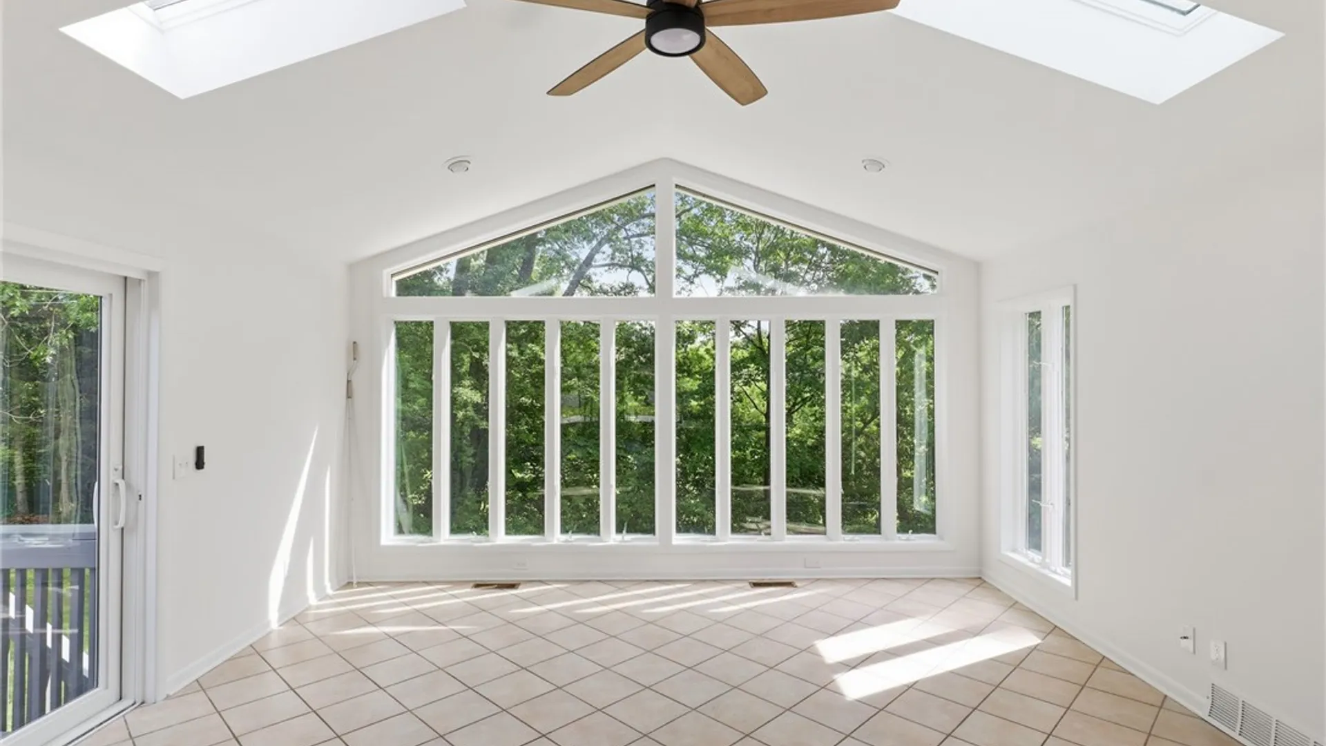 Property at 40 Oak Hill, Perinton, NY 14526 10