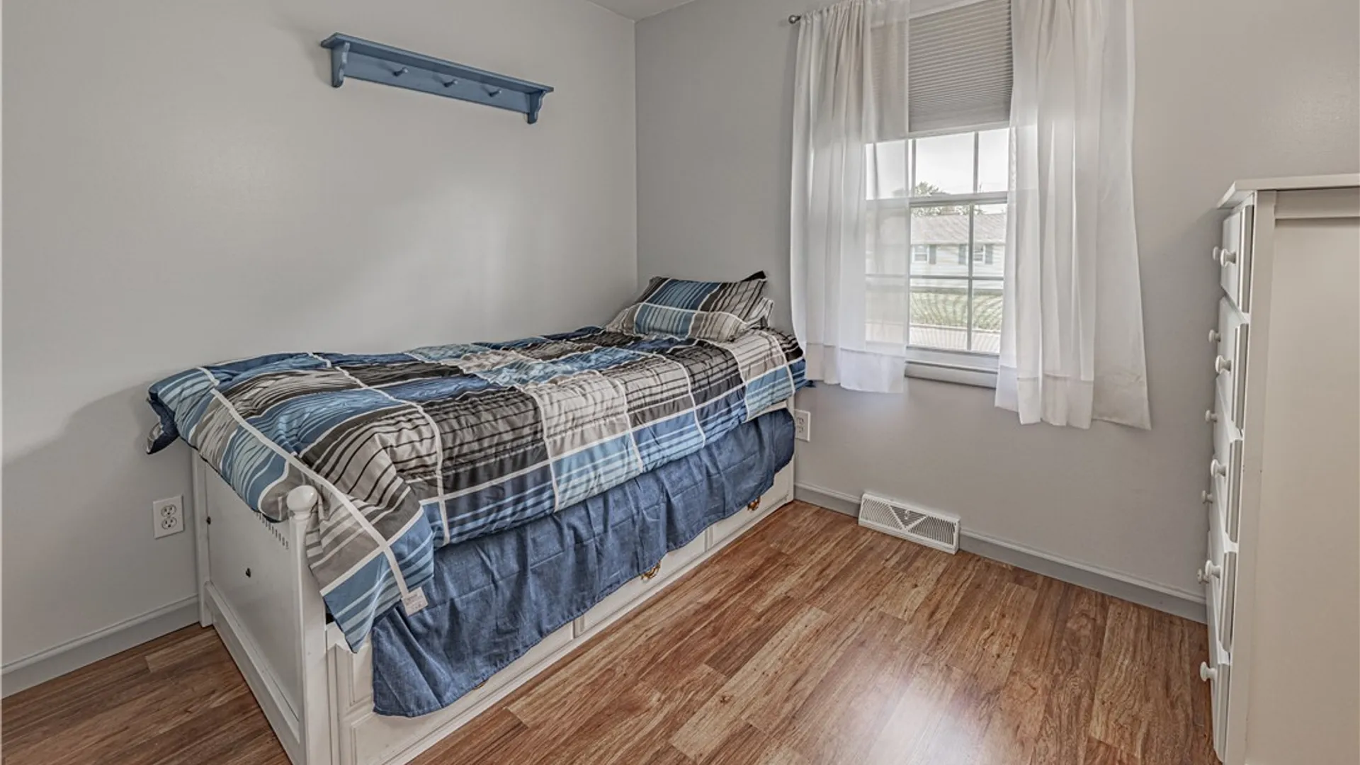 Property at 40 Pennsylvania Avenue, Lockport City, NY 14094 27