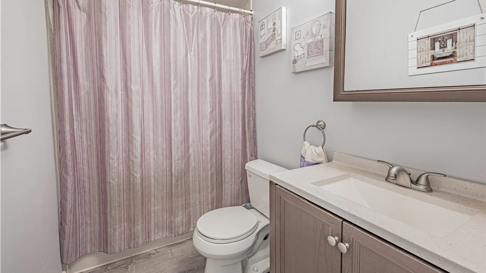 Property at 40 Pennsylvania Avenue, Lockport City, NY 14094 33