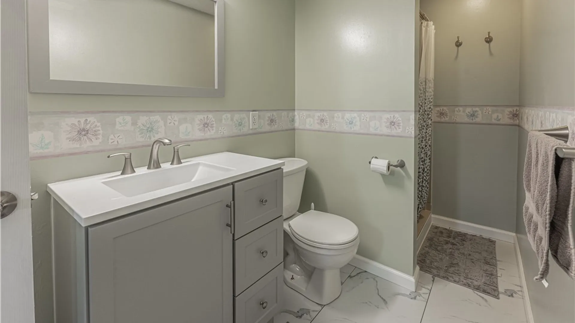 Property at 40 Pennsylvania Avenue, Lockport City, NY 14094 43