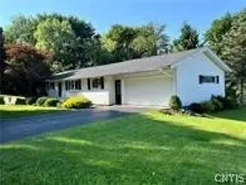 Property at 2 Gayle Road, Skaneateles, NY 13152