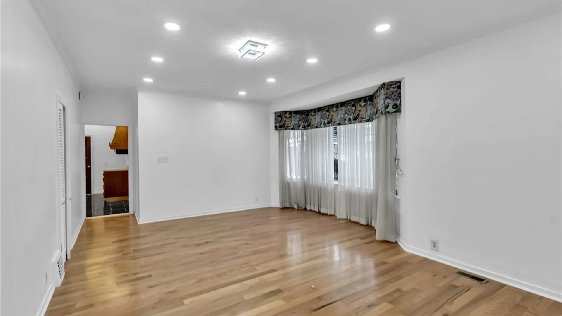 Property at 146 David Avenue, Cheektowaga, NY 14225 27