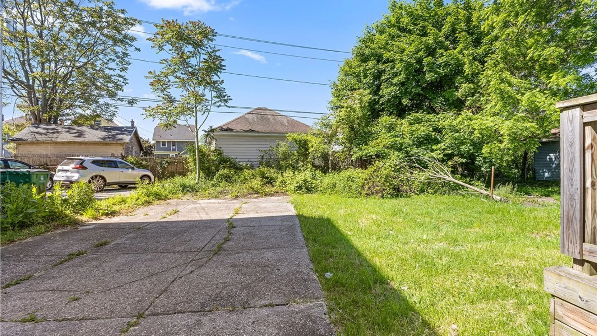 Property at 37 Northrup Place, Buffalo, NY 14214 34