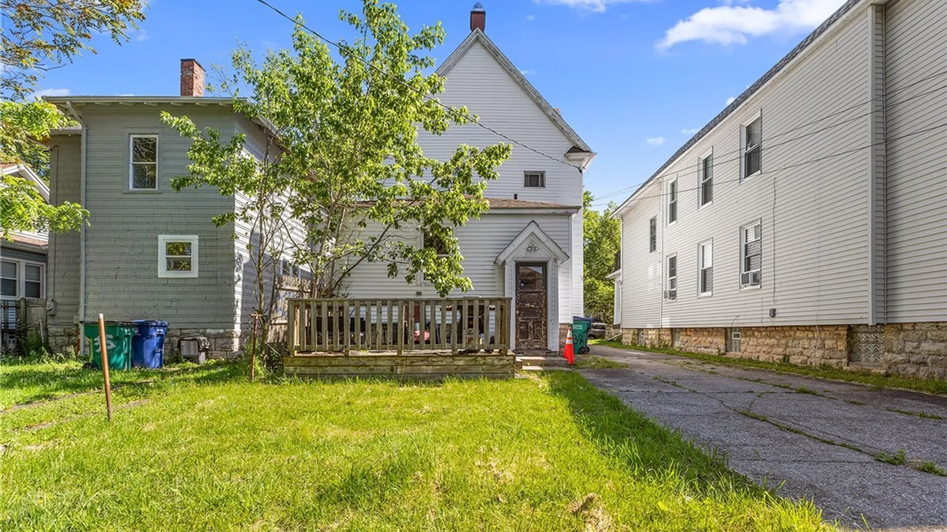 Property at 37 Northrup Place, Buffalo, NY 14214 35
