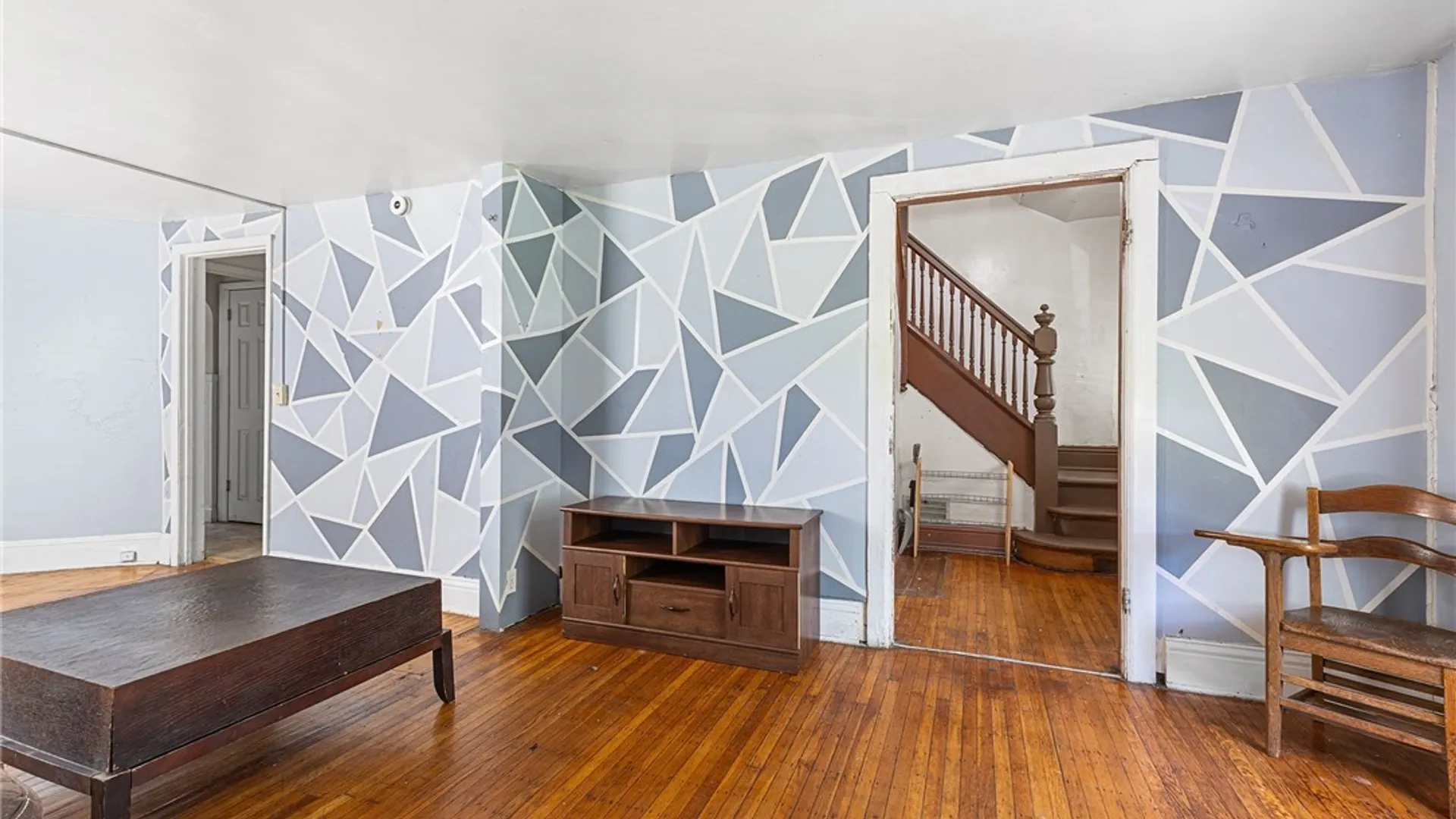 Property at 37 Northrup Place, Buffalo, NY 14214 8
