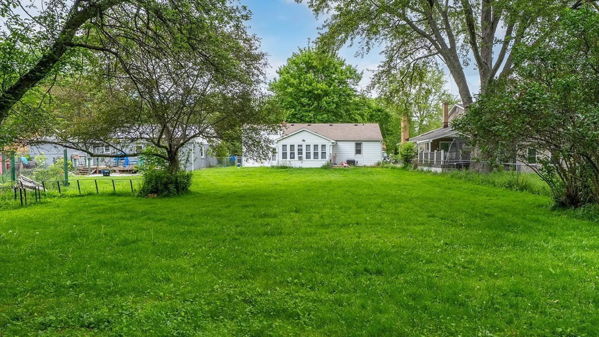 Property at 1285 Parkview Drive, North Tonawanda, NY 14120 35