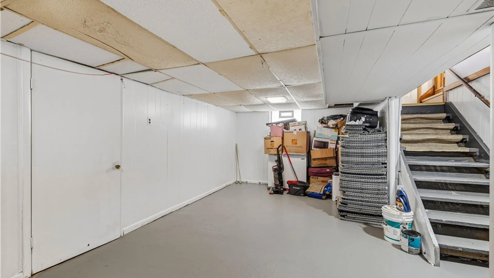 Property at 74 S Huxley Drive, Cheektowaga, NY 14225 24