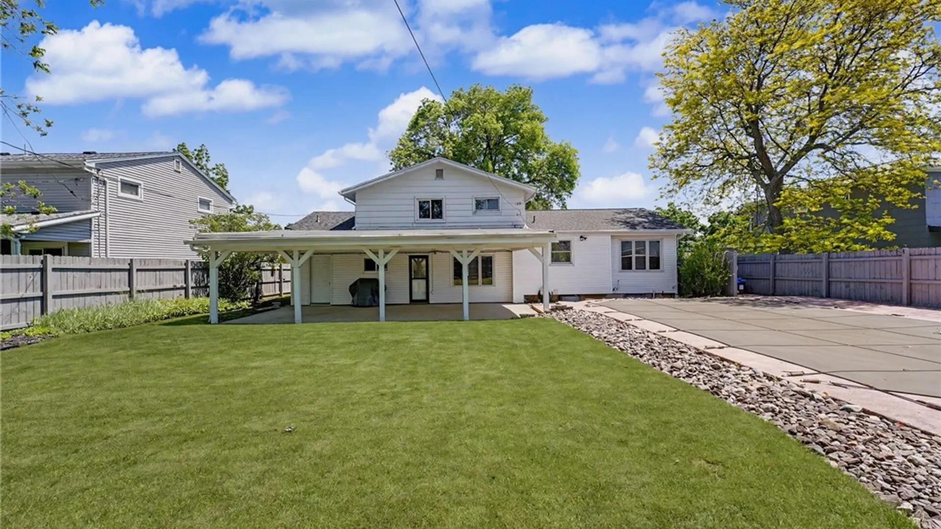 Property at 142 Dalewood Drive, Amherst, NY 14228 28