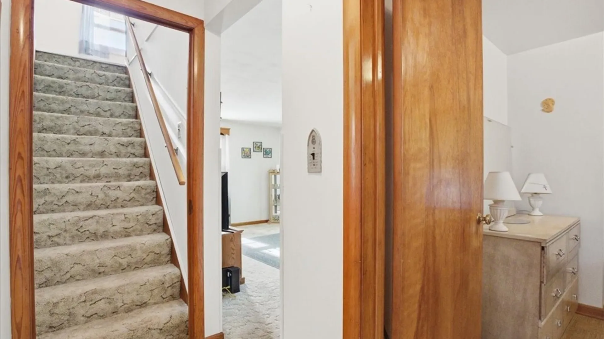 Property at 12 Tussing Lane, Tonawanda, NY 14150 18