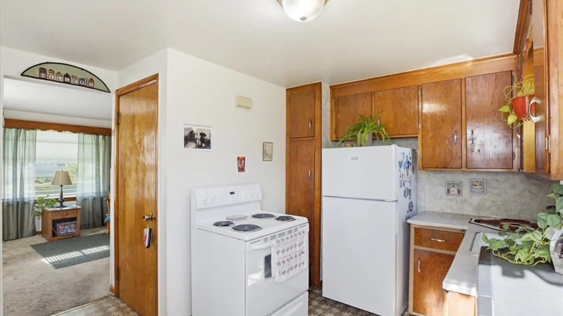 Property at 12 Tussing Lane, Tonawanda, NY 14150 4