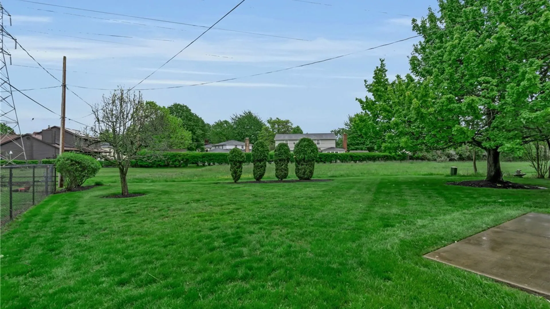 Property at 15 Cypress Court, Amherst, NY 14221 3