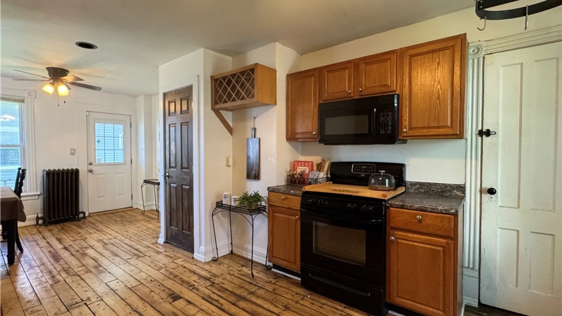 Property at 410 Washington Avenue, Oneida, NY 13421 10