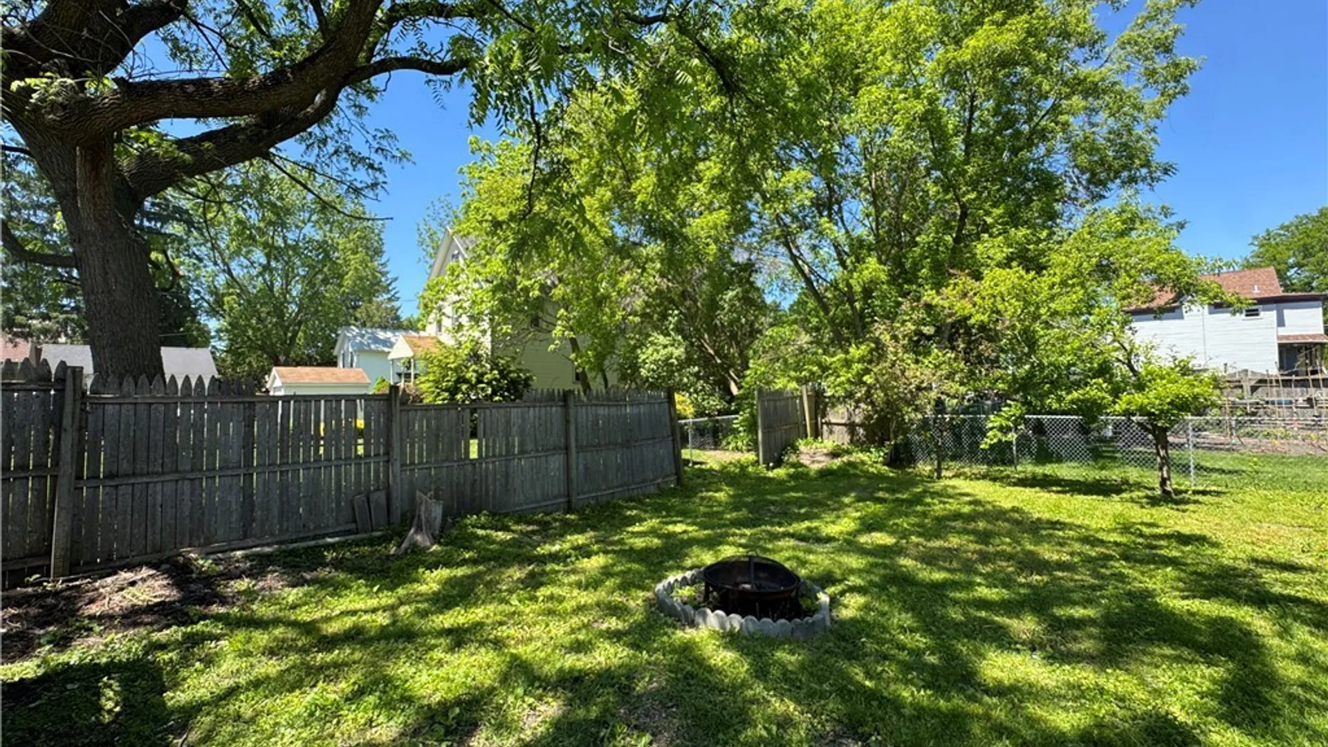 Property at 410 Washington Avenue, Oneida, NY 13421 24