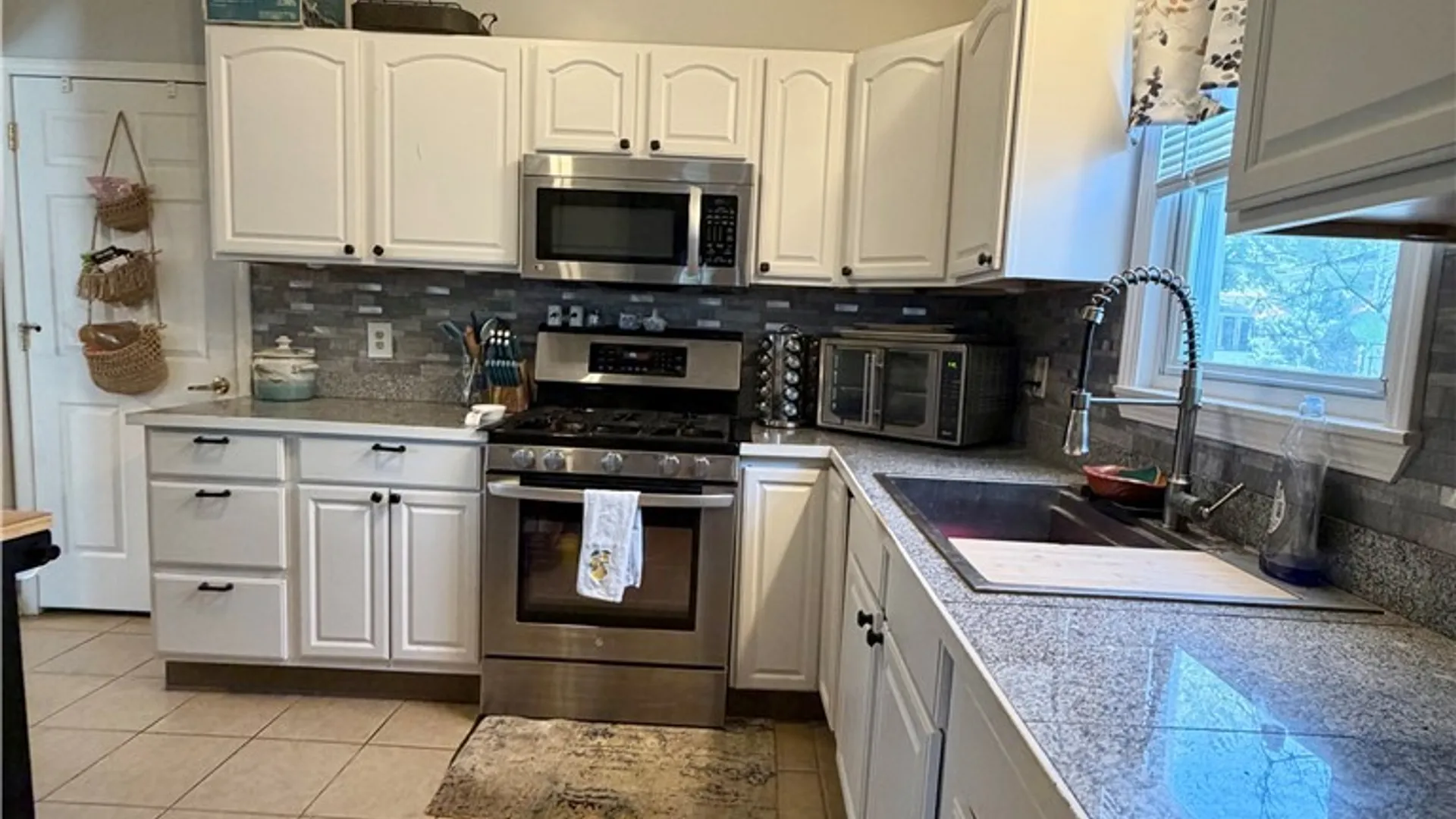Property at 39 Grant Street, Lockport City, NY 14094 16
