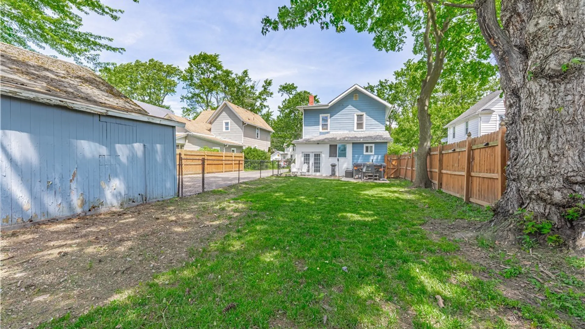 Property at 39 Grant Street, Lockport City, NY 14094 40