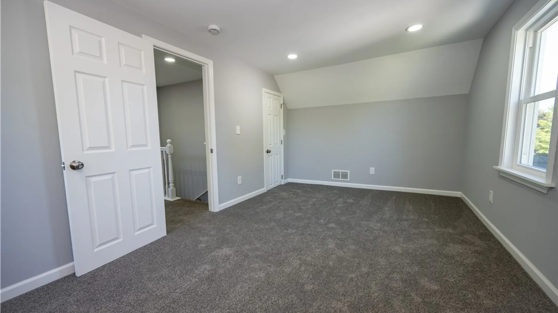Property at 4636 Kennison Parkway, Hamburg, NY 14075 24