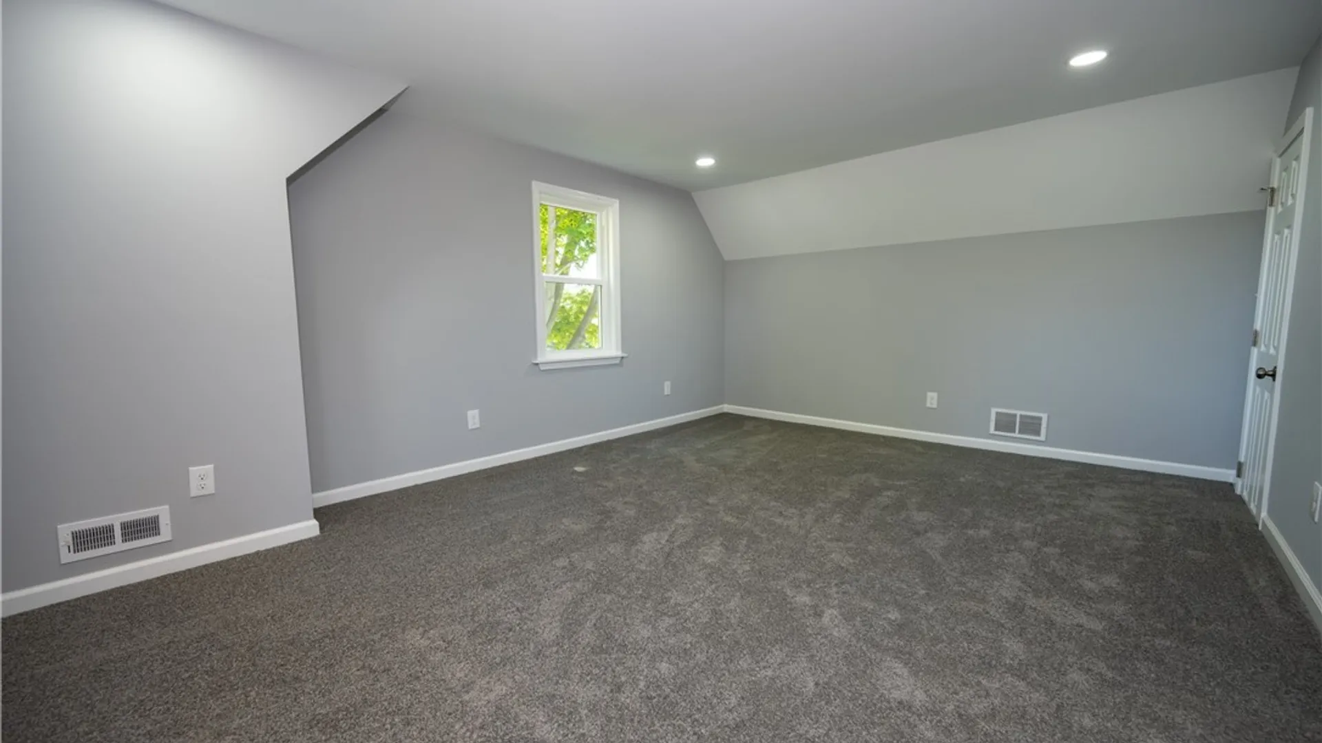 Property at 4636 Kennison Parkway, Hamburg, NY 14075 30