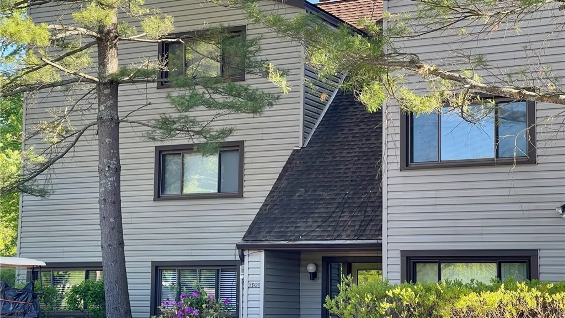 Property at 5301 E Lake Road, Chautauqua, NY 14728 2