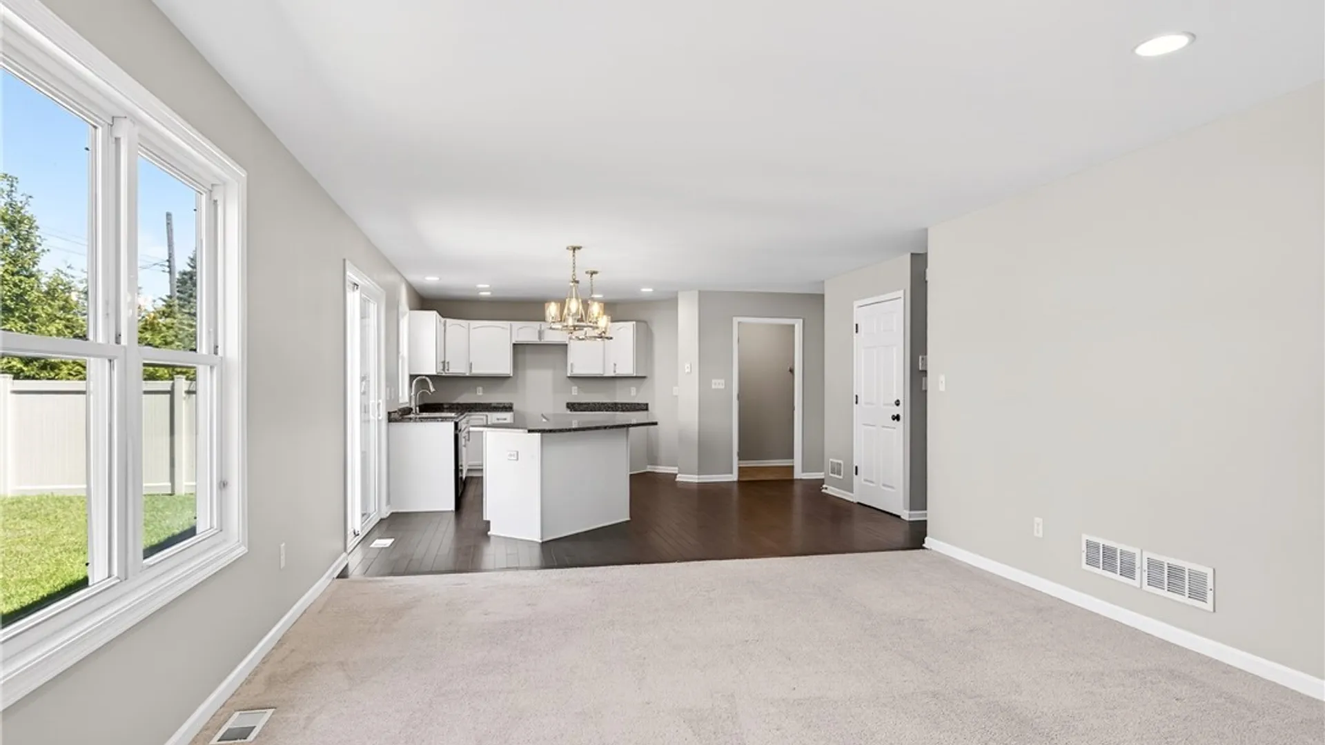 Property at 148 Rachel Vincent, Buffalo, NY 14216 17