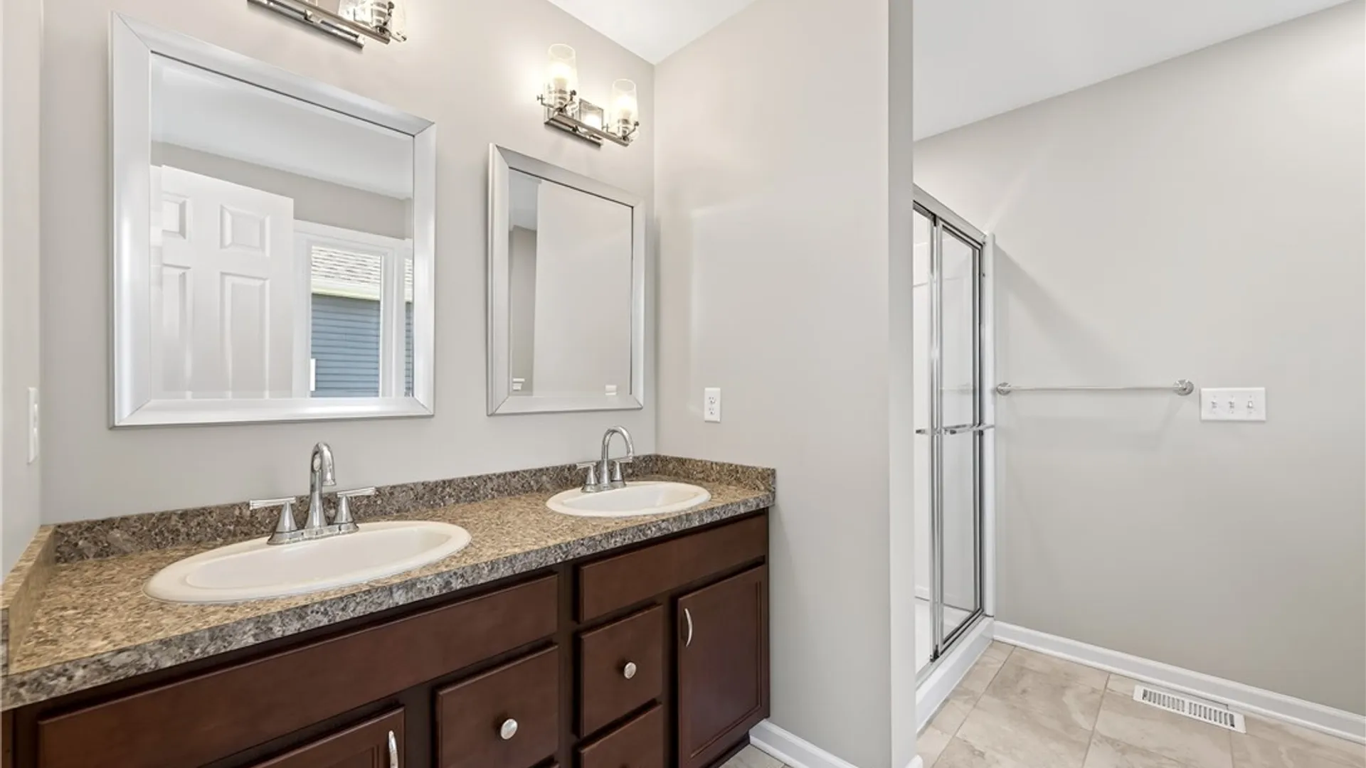 Property at 148 Rachel Vincent, Buffalo, NY 14216 25