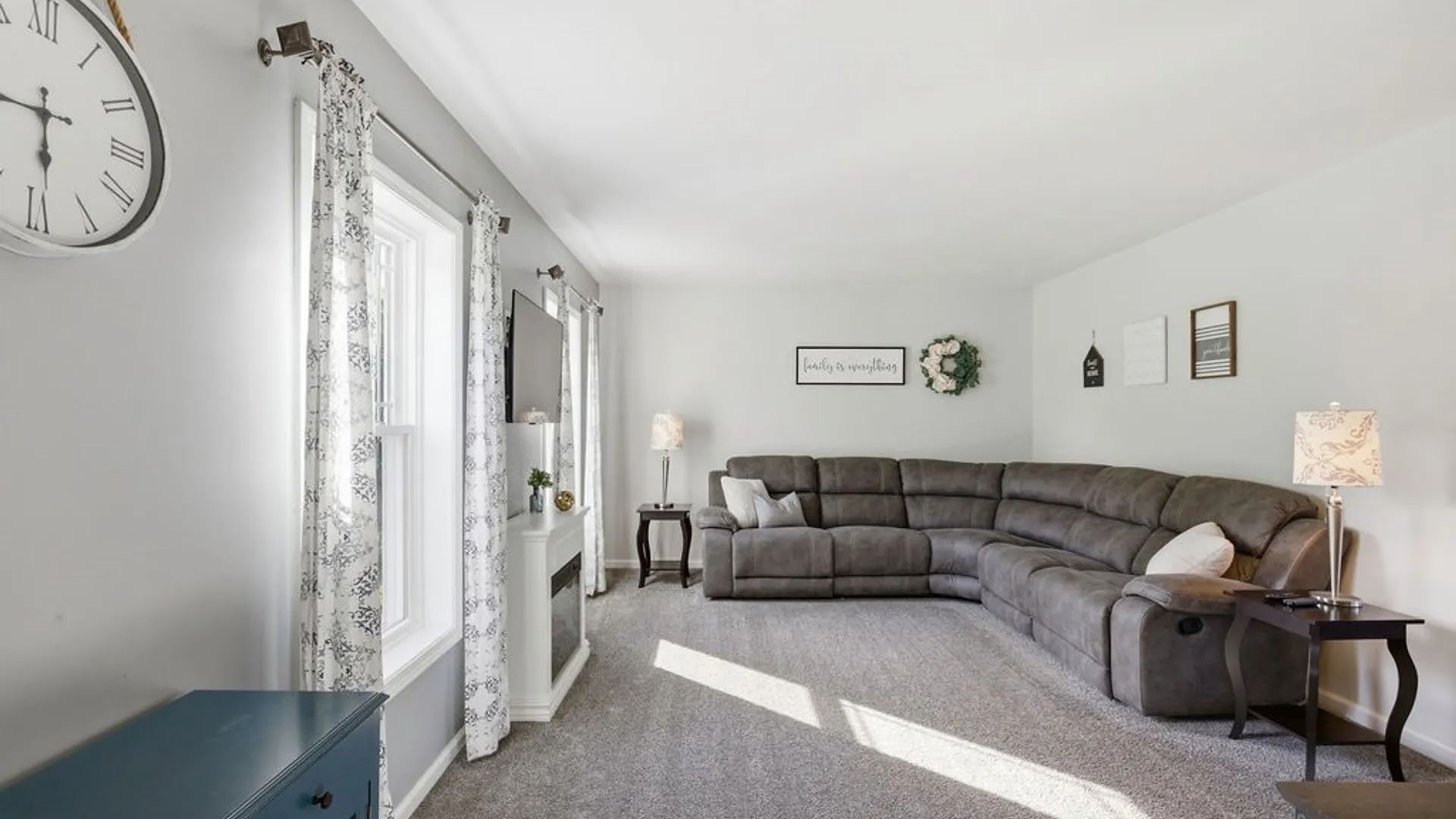 Property at 8808 Emmons Mercantile, Cicero, NY 13029 4