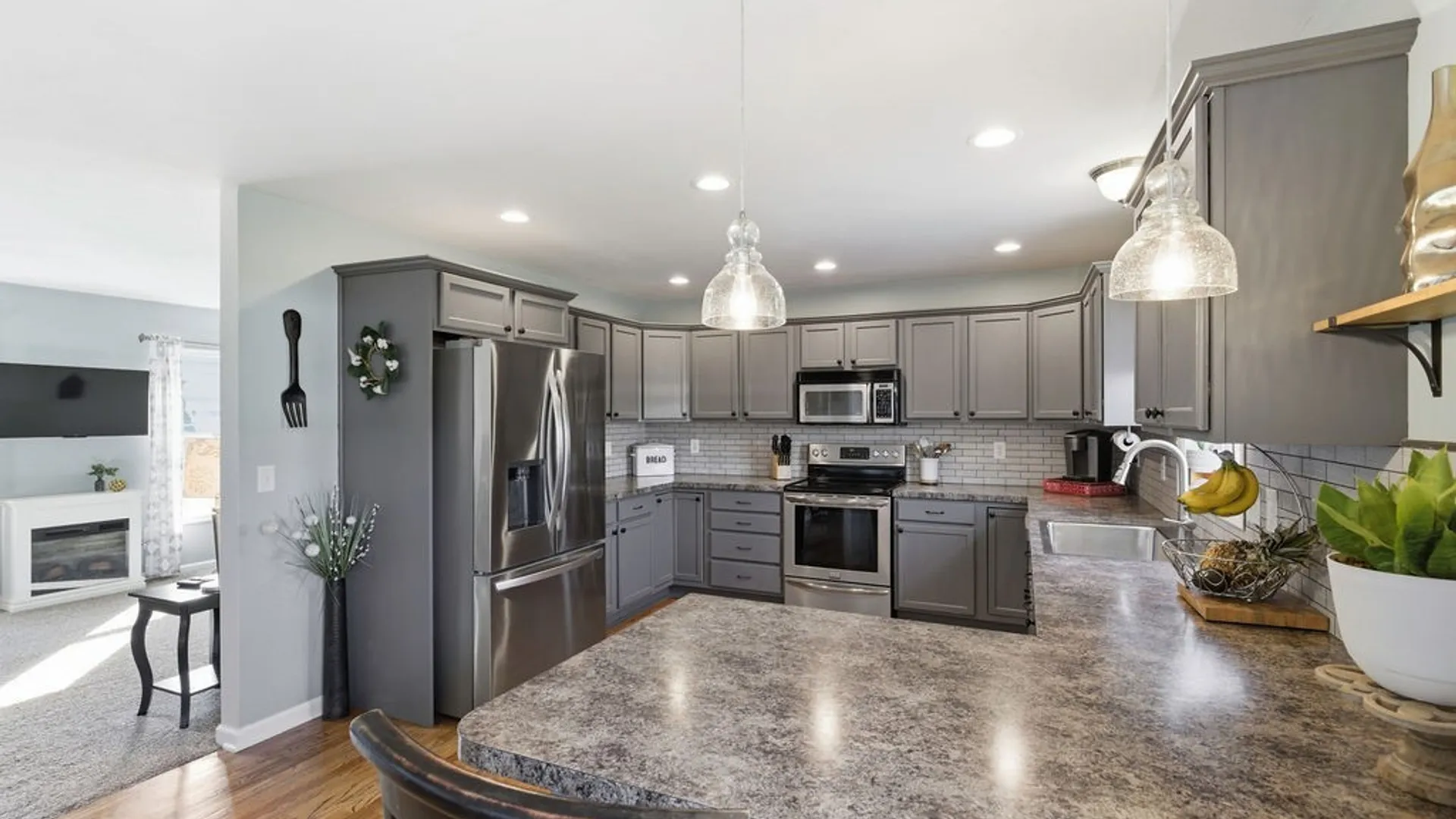 Property at 8808 Emmons Mercantile, Cicero, NY 13029 7