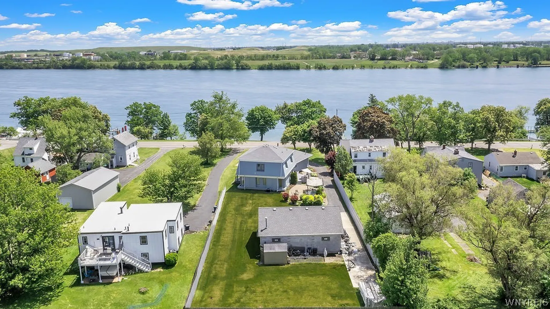 Property at 1030 East River Road, Grand Island, NY 14072 2