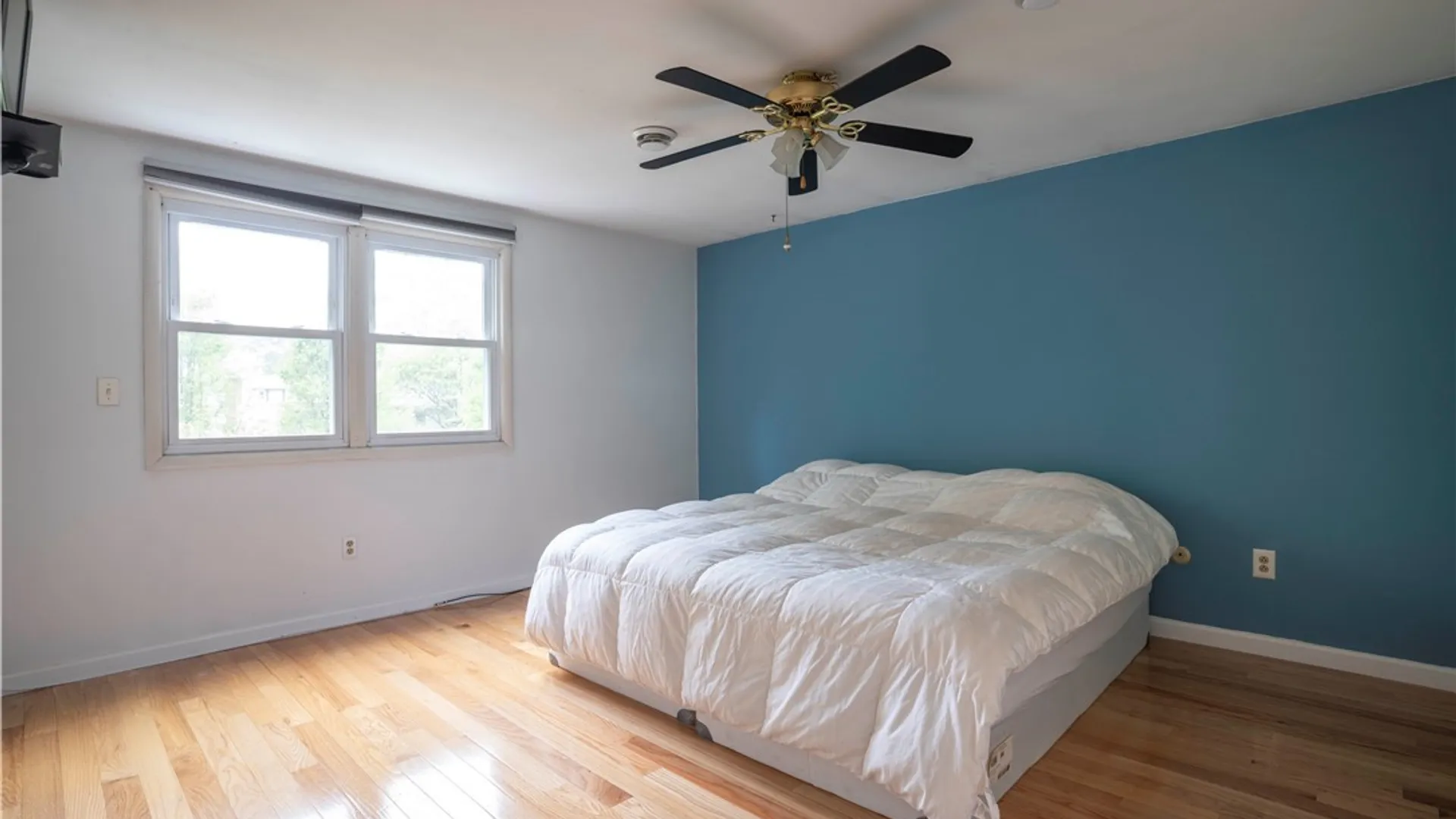 Property at 8013 Thyme Circle, Clay, NY 13090 18