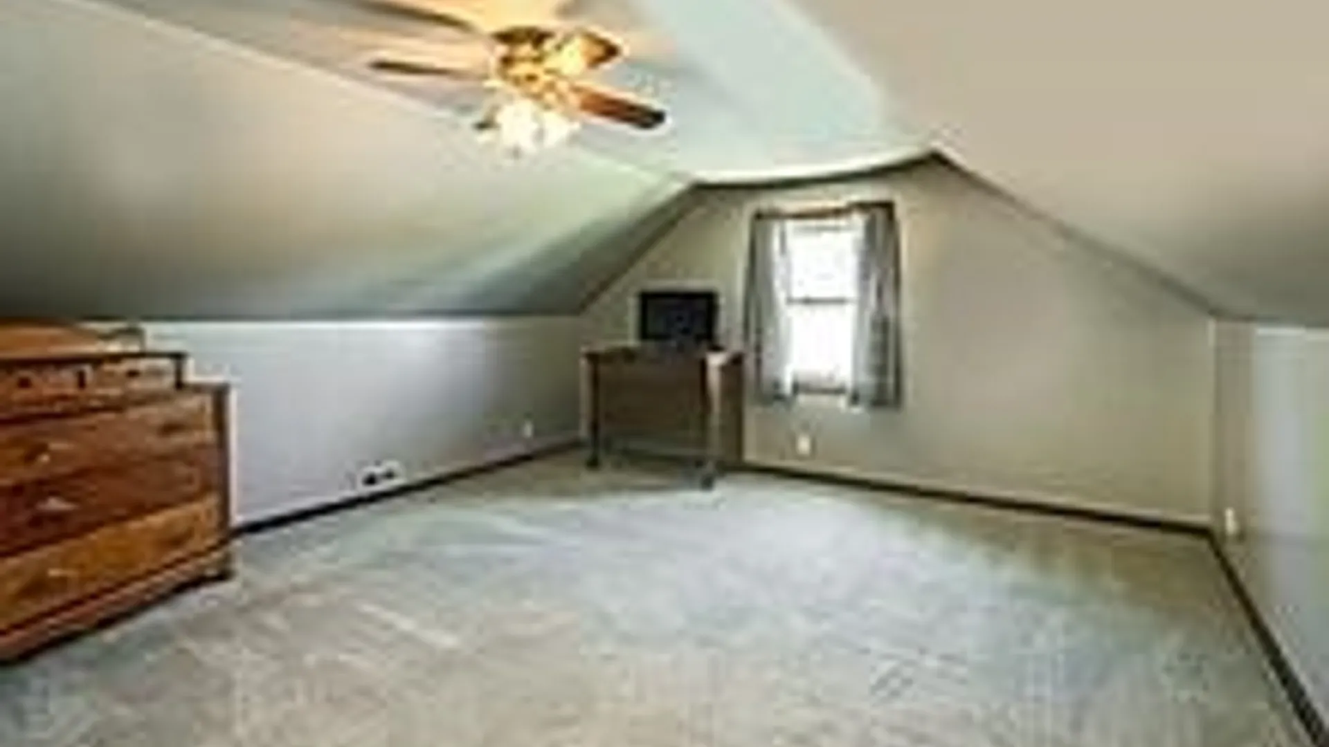 Property at 105 Nokomis Parkway, Cheektowaga, NY 14225 14
