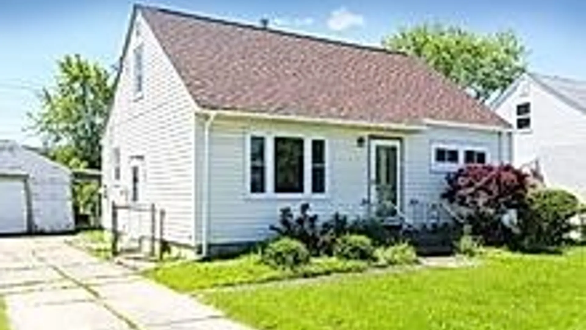 Property at 105 Nokomis Parkway, Cheektowaga, NY 14225 22