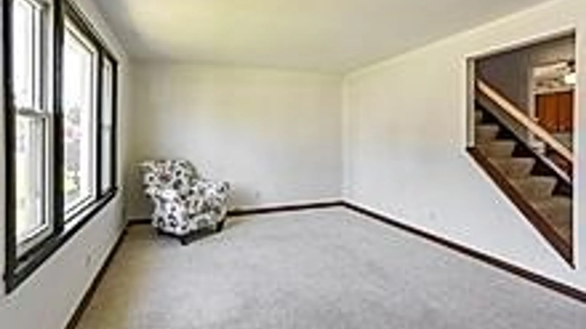 Property at 105 Nokomis Parkway, Cheektowaga, NY 14225 5