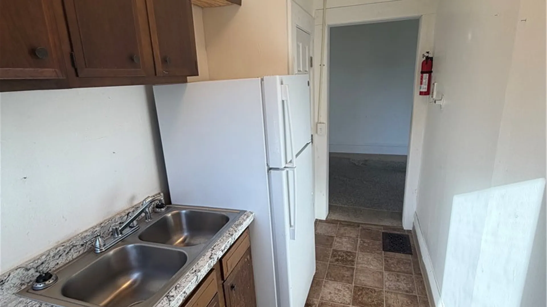 Property at 1056 Walnut Street, Elmira City, NY 14905 4