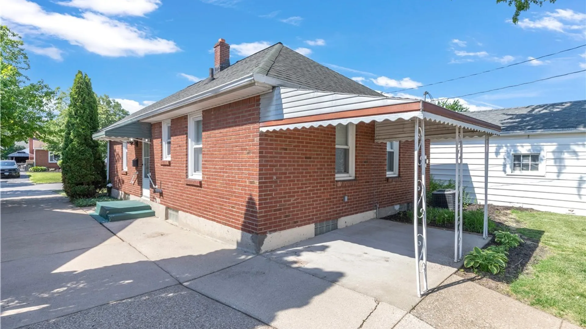 Property at 260 Glencove Road, Tonawanda, NY 14223 25