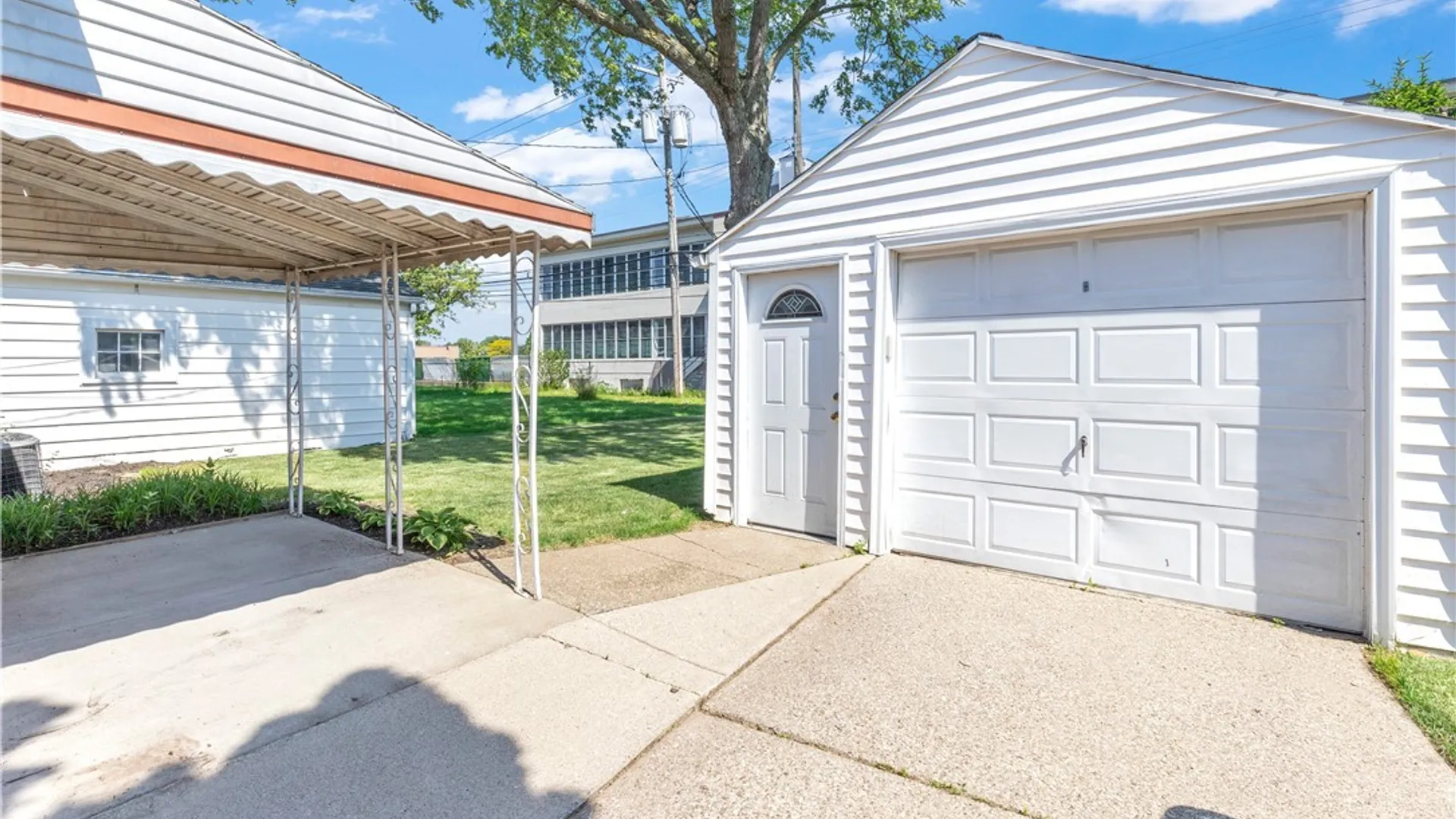 Property at 260 Glencove Road, Tonawanda, NY 14223 26