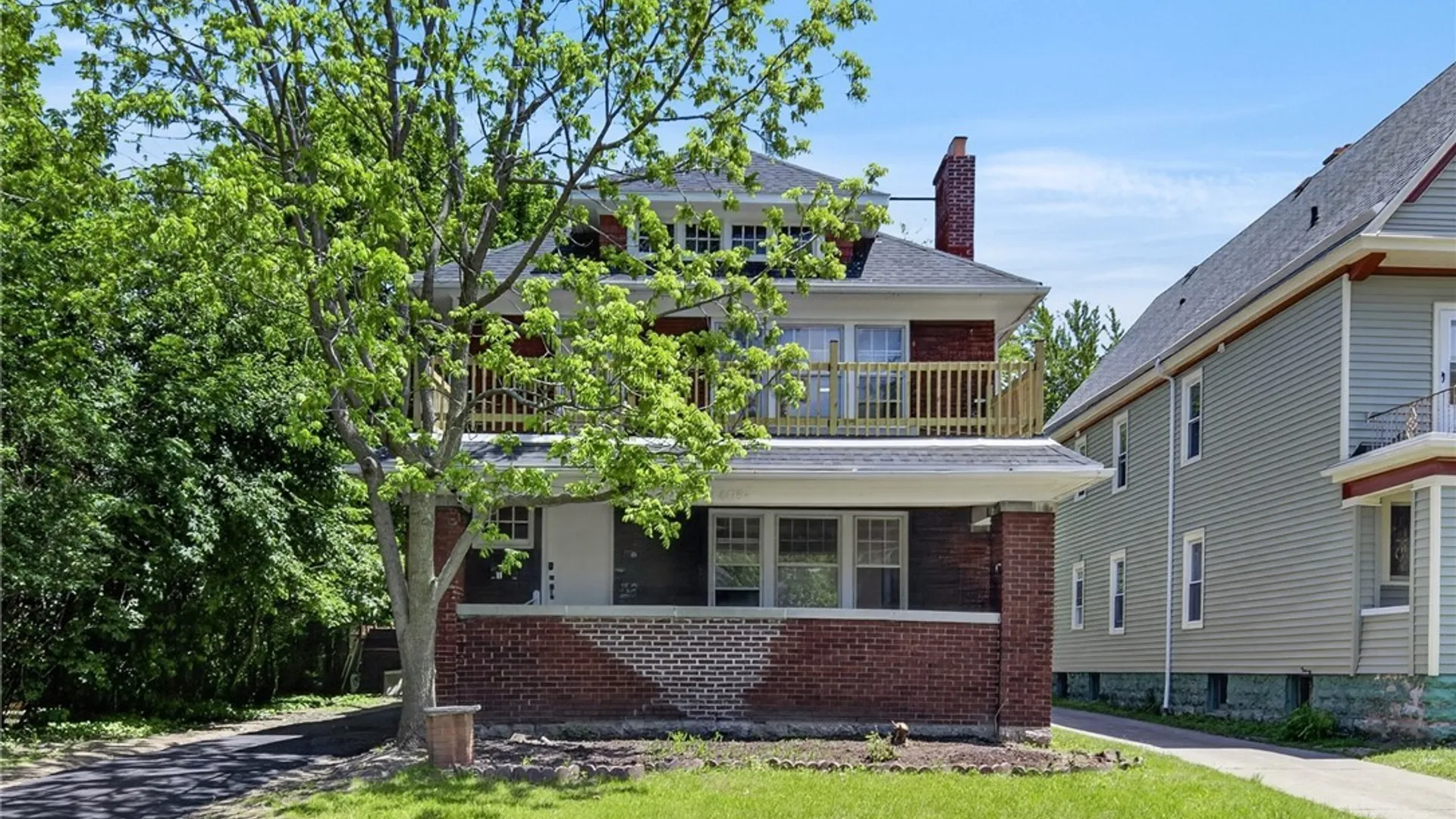 Property at 405 Parkside Avenue, Buffalo, NY 14216 3