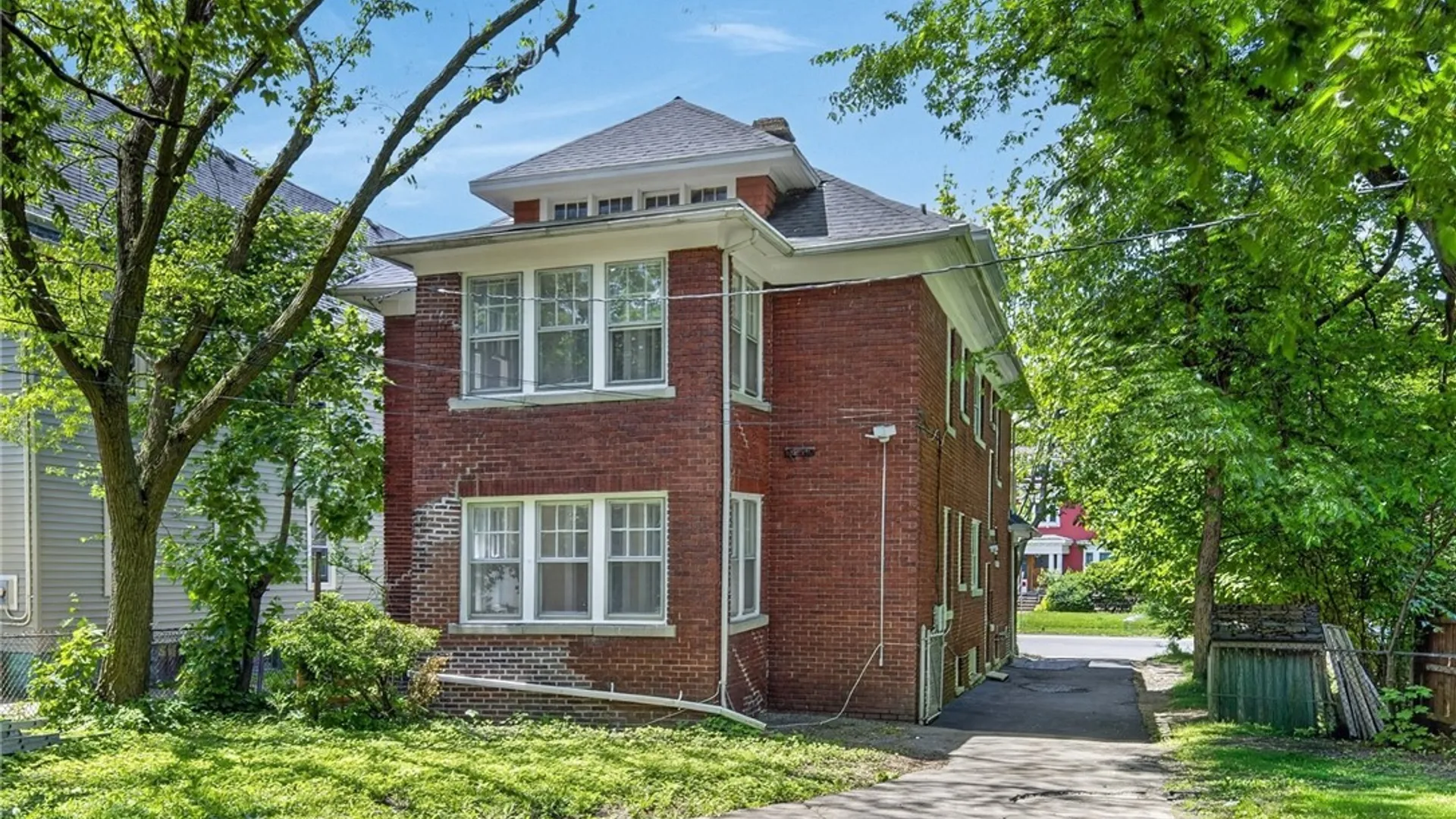 Property at 405 Parkside Avenue, Buffalo, NY 14216 45