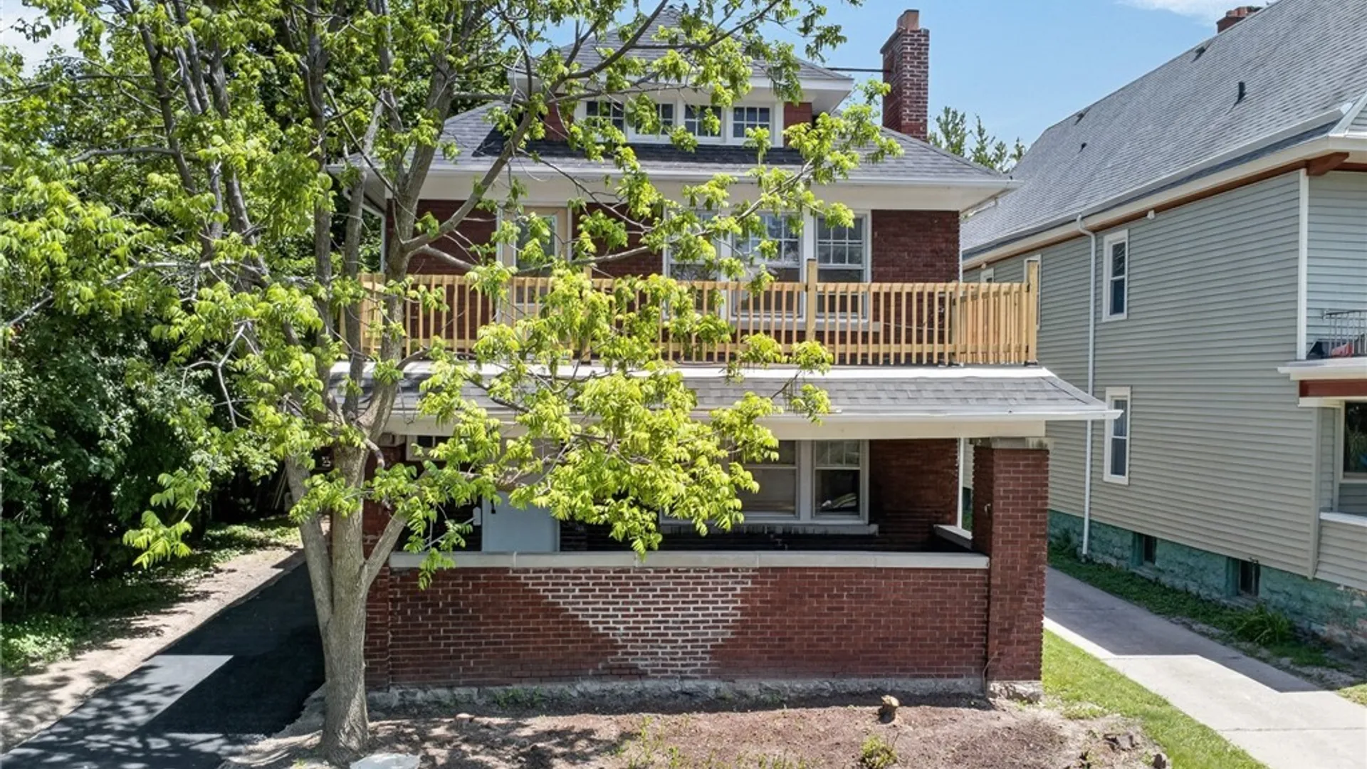 Property at 405 Parkside Avenue, Buffalo, NY 14216 6