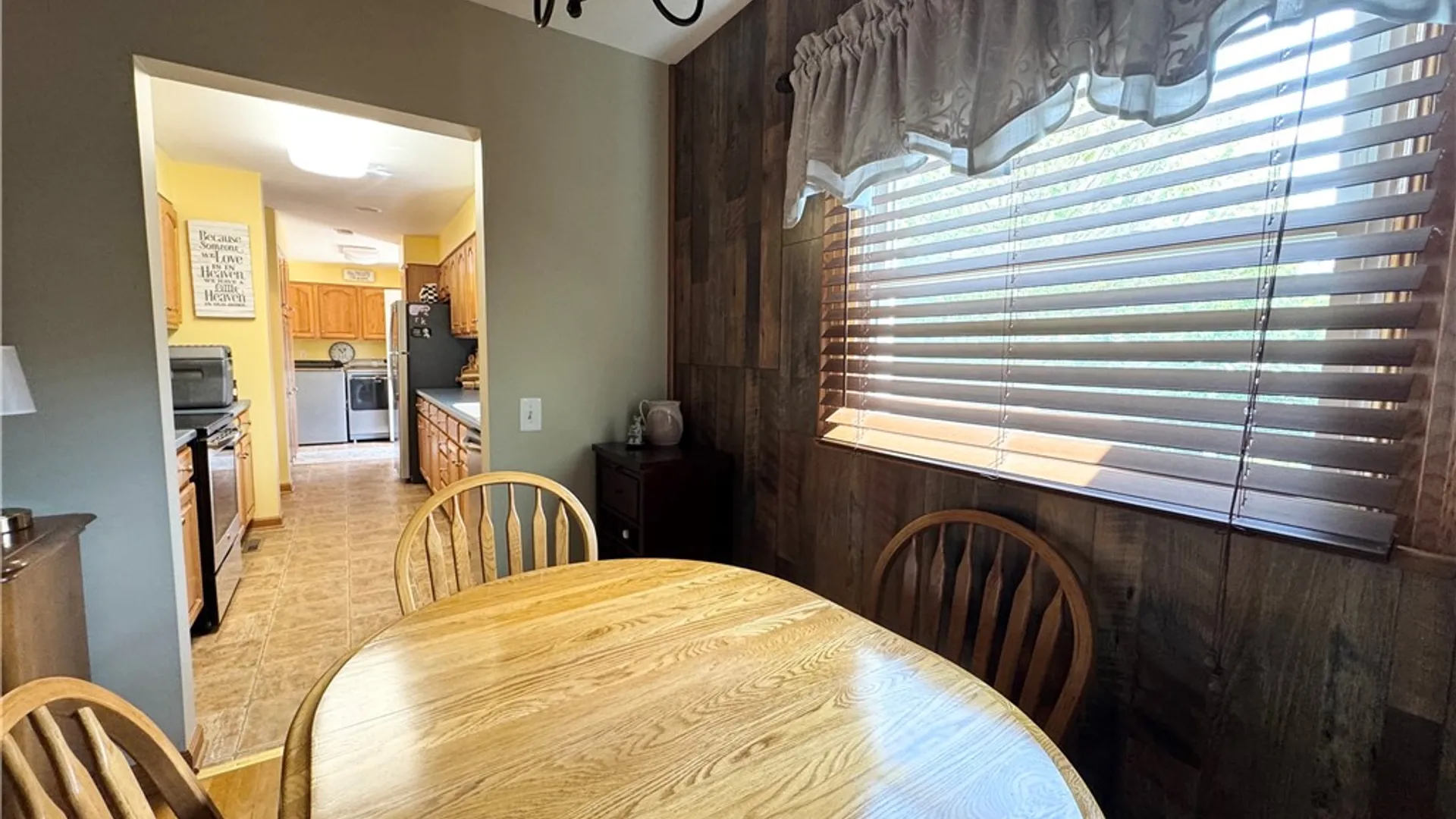Property at 20 Scammell Avenue, Auburn, NY 13021 13