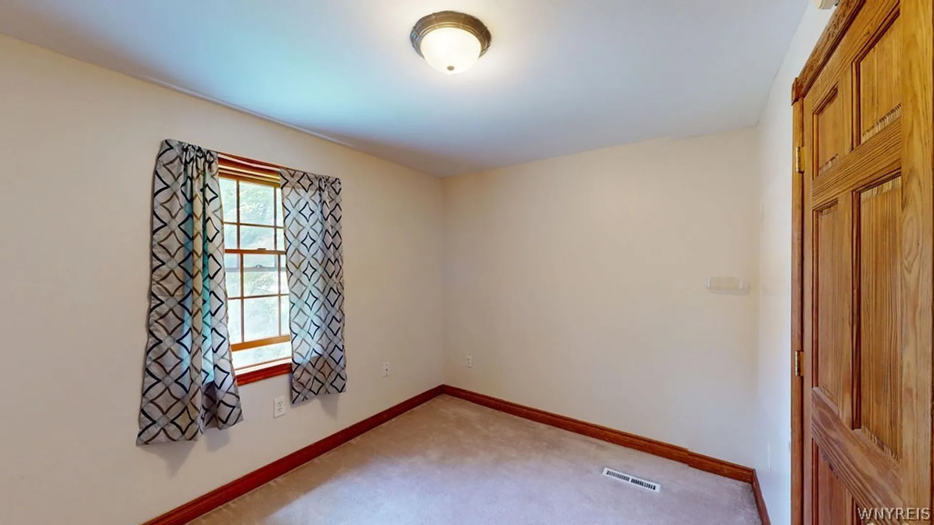 Property at 225 N 4th Street, Lewiston, NY 14092 35